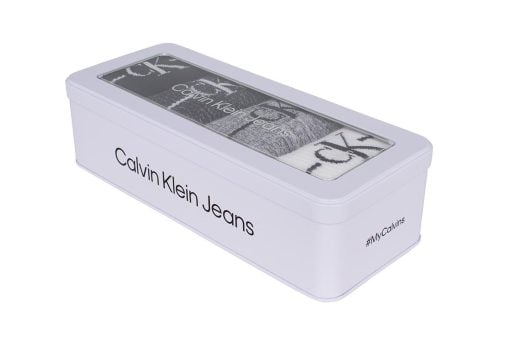 woman calvin klein socs white black gkri 3