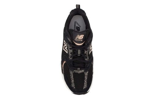 gynaikeio sneaker u530crb new balance 5
