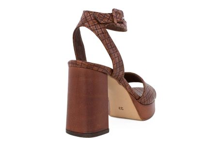 gynaikeio pedilo tsakiris mallas 691 kafe 3